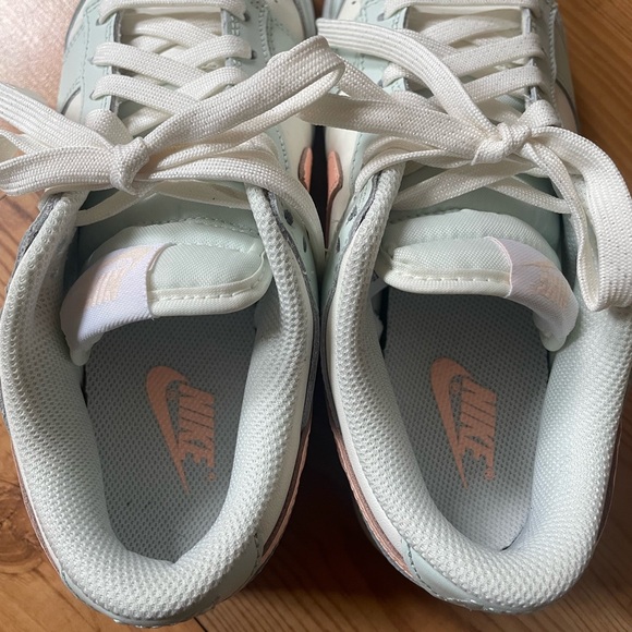 Nike Dunks - Picture 6 of 7